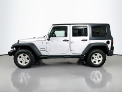 Used 2010  Jeep Wrangler Unlimited 4d Convertible 4WD Sport at Graham Auto Mall near Mansfield&comma; OH