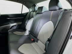 Used 2019  Toyota Camry 4d Sedan XLE at Dutro Auto near Zanesville, OH