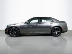 Used 2022  Chrysler 300 300S RWD at Dutro Auto near Zanesville&comma; OH