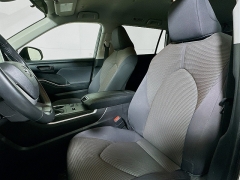 Used 2023  Toyota Highlander LE FWD at Graham Auto Mall near Mansfield&comma; OH