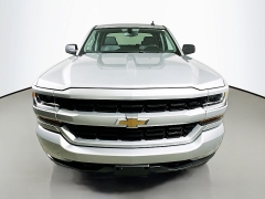 Used 2019  Chevrolet Silverado 1500 Legacy 4WD Double Cab Custom at Dutro Auto near Zanesville&comma; OH