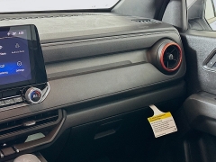 Used 2025  Chevrolet Colorado 4WD Crew Cab Trail Boss at Graham Auto Mall near Mansfield&comma; OH