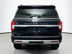 Used 2024  Ford Expedition XLT 4x4 at Graham Auto Mall near Mansfield&comma; OH