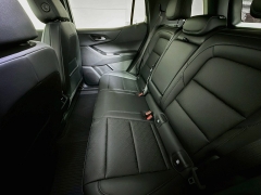 New 2027  Chevrolet Equinox FWD 4dr LT w&sol;1LT at Graham Auto Mall near Mansfield&comma; OH