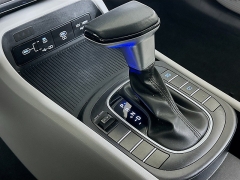 Used 2024  Hyundai Kona SEL FWD at Graham Auto Mall near Mansfield&comma; OH