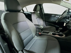 Used 2016  Chevrolet Cruze 4d Sedan LT Auto at Dutro Auto near Zanesville&comma; OH