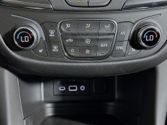 Used 2024  Chevrolet Equinox AWD 4dr LT w&sol;1LT at Dutro Auto near Zanesville&comma; OH