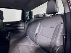 Used 2019  Chevrolet Silverado 1500 4WD Crew Cab LT at Graham Auto Mall near Mansfield, OH