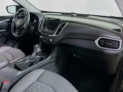 Used 2018  Chevrolet Equinox 4d SUV AWD LT w&sol;2LT at Dutro Auto near Zanesville&comma; OH