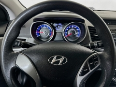 Used 2016  Hyundai Elantra 4d Sedan SE Auto at Graham Auto Mall near Mansfield, OH