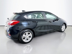 Used 2017  Chevrolet Cruze 4d Hatchback LT Auto at Dutro Auto near Zanesville&comma; OH