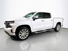 Used 2021  Chevrolet Silverado 1500 4WD Crew Cab 147" High Country at Graham Auto Mall near Mansfield, OH