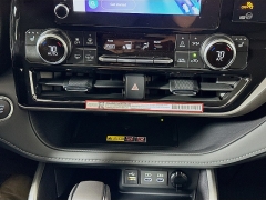 New 2025  Toyota Highlander XLE AWD at Graham Auto Mall near Mansfield, OH