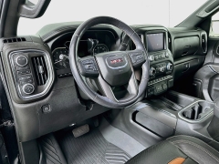 Used 2020  GMC Sierra 1500 4WD Crew Cab AT4 at Dutro Auto near Zanesville&comma; OH