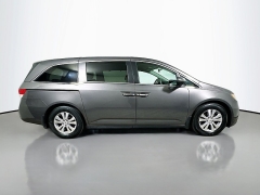 Used 2016  Honda Odyssey 4d Wagon SE at Graham Auto Mall near Mansfield&comma; OH