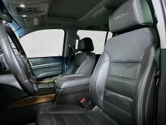 Used 2019  GMC Yukon XL 4d SUV 4WD Denali at Dutro Auto near Zanesville&comma; OH