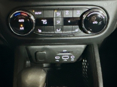 Used 2022  Chevrolet Trailblazer FWD 4dr RS at Dutro Auto near Zanesville&comma; OH