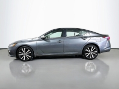 Used 2020  Nissan Altima 4d Sedan AWD 2&period;5L SR at Graham Auto Mall near Mansfield&comma; OH