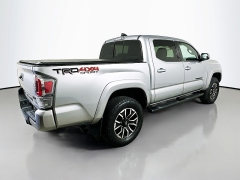 Used 2020  Toyota Tacoma 4WD Double Cab TRD Sport Auto at Dutro Auto near Zanesville&comma; OH