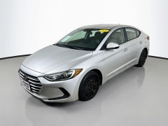 Used 2017  Hyundai Elantra 4d Sedan SE Auto at Graham Auto Mall near Mansfield&comma; OH
