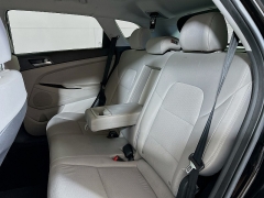 Used 2020  Hyundai Tucson 4d SUV FWD Value at Graham Auto Mall near Mansfield&comma; OH