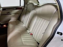Used 2004  Lincoln Town Car 4d Sedan Signature at Graham Auto Mall near Mansfield&comma; OH