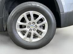 Used 2021  Chevrolet Traverse AWD 4dr LS w&sol;1LS at Dutro Auto near Zanesville&comma; OH