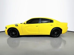 Used 2017  Dodge Charger 4d Sedan SXT AWD at Graham Auto Mall near Mansfield&comma; OH