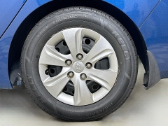 Used 2016  Hyundai Elantra 4d Sedan SE Auto at Graham Auto Mall near Mansfield, OH