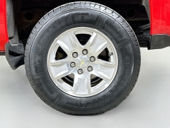 Used 2019  Chevrolet Silverado 1500 Legacy 4WD Double Cab LT at Dutro Auto near Zanesville&comma; OH