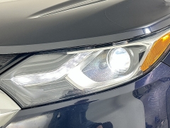 Used 2021  Chevrolet Equinox FWD 4dr LT w&sol;1LT at Dutro Auto near Zanesville&comma; OH