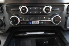 Used 2023  Ford Super Duty F-250 4WD LARIAT Crew Cab SRW 6&period;75' Box at Dutro Auto near Zanesville&comma; OH