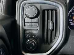 Used 2019  Chevrolet Silverado 1500 4WD Crew Cab LT at Graham Auto Mall near Mansfield, OH