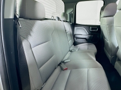 Used 2019  Chevrolet Silverado 1500 Legacy 4WD Double Cab Custom at Dutro Auto near Zanesville&comma; OH