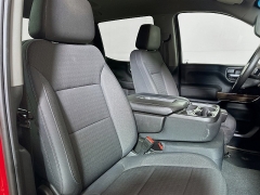 Used 2020  Chevrolet Silverado 1500 4WD Crew Cab LT at Dutro Auto near Zanesville&comma; OH