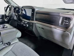 Used 2025  Ford F-150 4WD XLT SuperCrew 5&period;5' Box at Dutro Auto near Zanesville&comma; OH