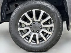 Used 2022  Ford Ranger LARIAT 4WD SuperCrew 5' Box at Dutro Auto near Zanesville&comma; OH