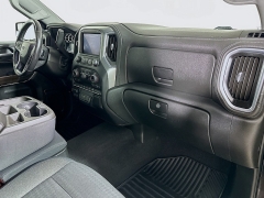 Used 2019  Chevrolet Silverado 1500 4WD Crew Cab RST at Dutro Auto near Zanesville&comma; OH