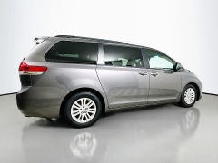 Used 2014 Toyota Sienna 4d Wagon XLE w/Auto Access Seat at Dutro Auto near Zanesville, OH