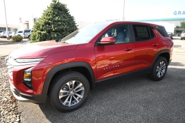 New 2027  Chevrolet Equinox FWD 4dr LT w&sol;1LT at Graham Auto Mall near Mansfield&comma; OH