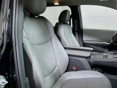 Used 2025  Toyota Sienna XLE Autono-MaaS FWD 7-Passenger at Dutro Auto near Zanesville&comma; OH