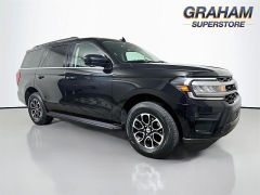 Used 2024  Ford Expedition XLT 4x4 at Graham Auto Mall near Mansfield&comma; OH