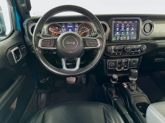 Used 2020  Jeep Wrangler Unlimited 4d SUV 4WD Sahara at Dutro Auto near Zanesville&comma; OH