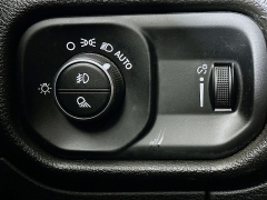 Used 2022  Ram 1500 2WD Big Horn Quad Cab 6'4" Box at Graham Auto Mall near Mansfield&comma; OH