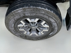 Used 2020  Toyota Tacoma 4WD Double Cab TRD Off-Road Auto at Dutro Auto near Zanesville&comma; OH