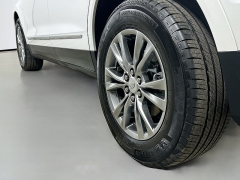 Used 2023  Cadillac XT5 AWD 4dr Premium Luxury at Graham Auto Mall near Mansfield&comma; OH