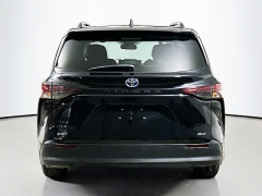 Used 2025  Toyota Sienna XLE Autono-MaaS FWD 7-Passenger at Dutro Auto near Zanesville&comma; OH