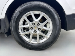 Used 2024  Chevrolet Equinox FWD 4dr LT w&sol;1LT at Graham Auto Mall near Mansfield&comma; OH