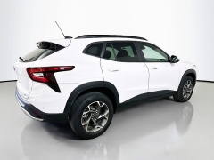 Used 2024  Chevrolet Trax FWD 4dr LT at Graham Auto Mall near Mansfield&comma; OH