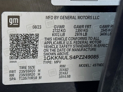 Used 2023  GMC Acadia AWD 4dr SLT at Dutro Auto near Zanesville&comma; OH